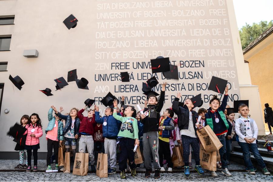 Kika Uni: laurea con lode per i bambini dell’asilo di Brunico